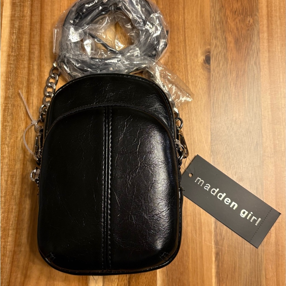 Madden Girl North/South Black Faux Leather Crossbody Bag  Chain Strap NEW 253082